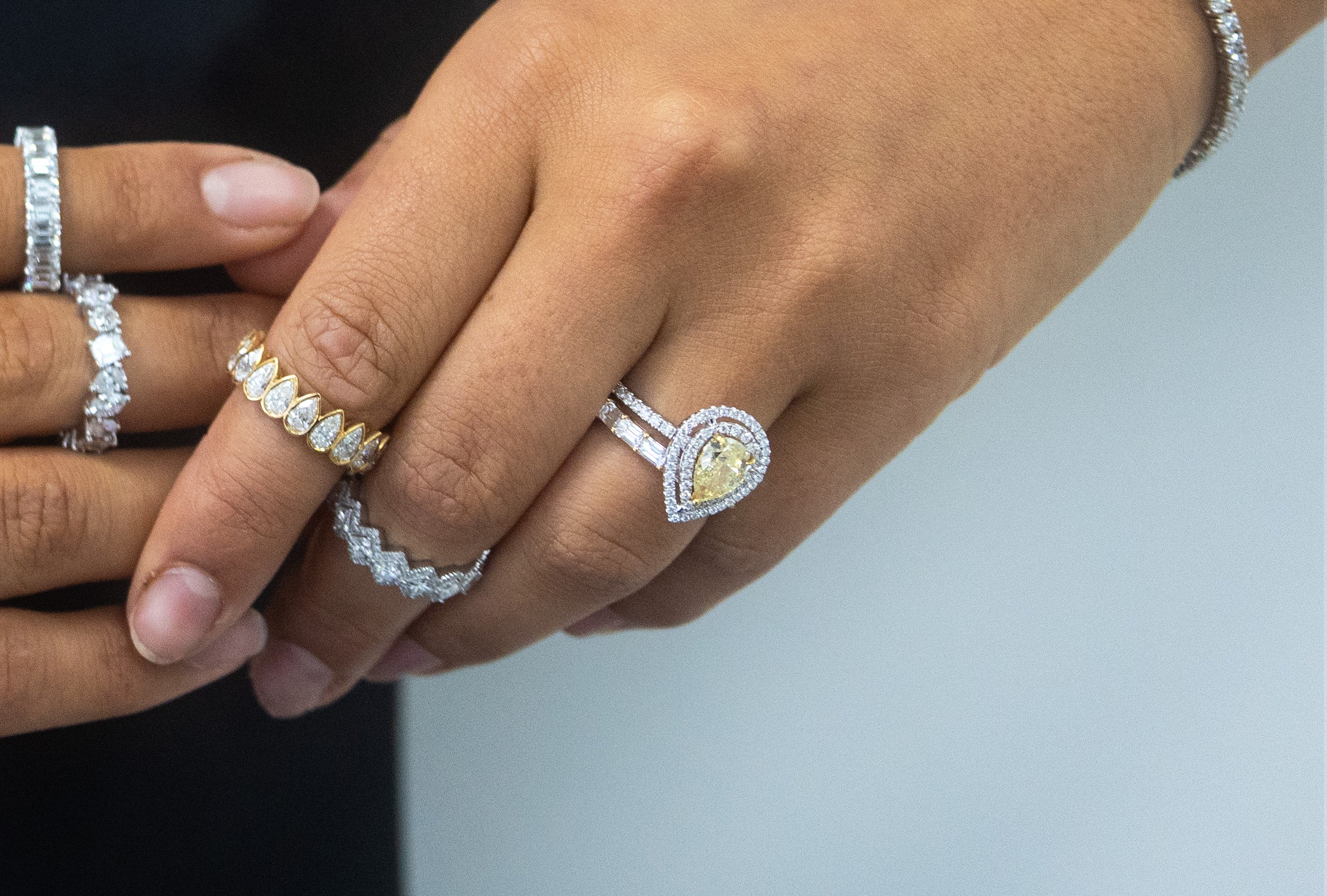 Mixing Metals: How to Pair Diamond Jewelry with Gold, Silver, and Platinum