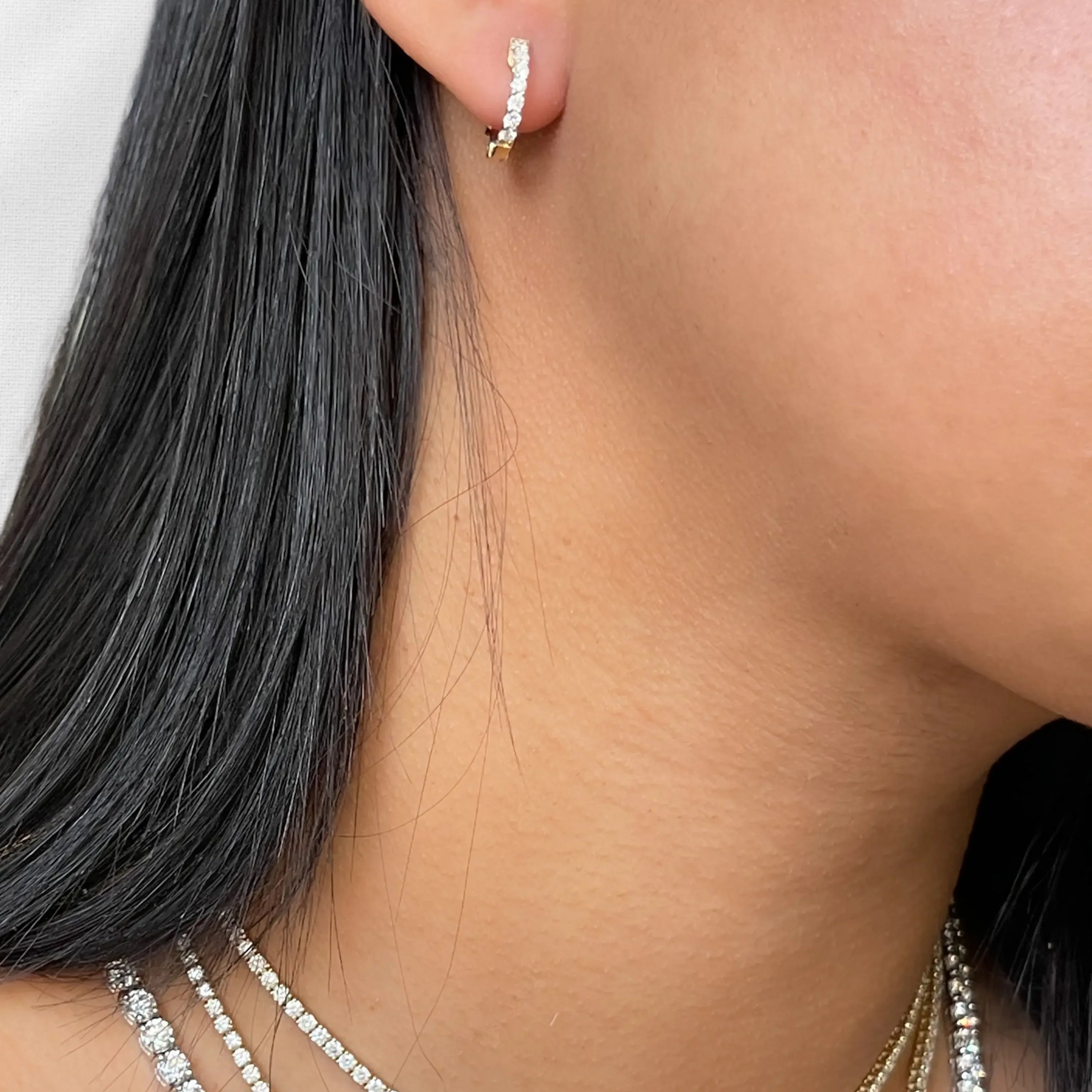 Diamond Jewelry for Minimalists: Subtle Yet Stunning Pieces