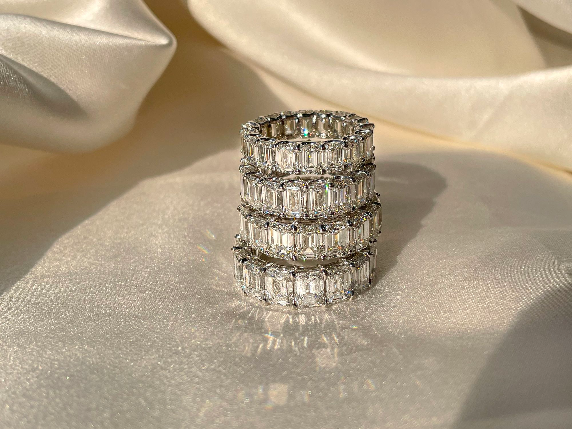 A Timeless Gesture: Gifting Diamond Eternity Rings for Valentine’s Day