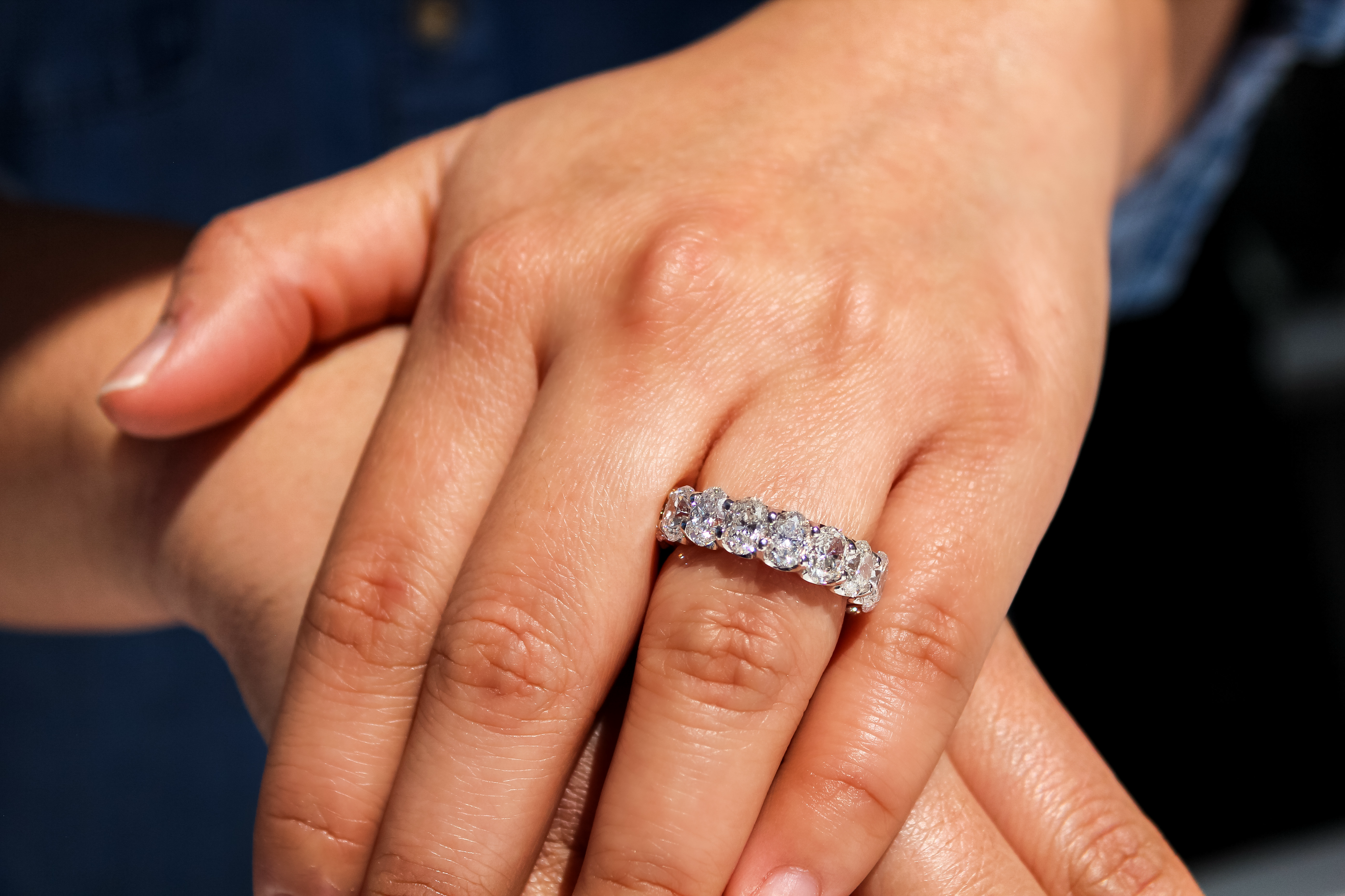 Sparkle with Confidence: Tips for Buying Diamonds Online