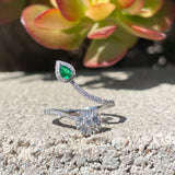 Spiral Twist Green Emerald Teardrop and Diamond Sun Design 18k Gold Ring