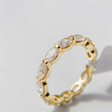 East West Oval Cut Diamond 18k Gold Eternity Band (Single Prong)