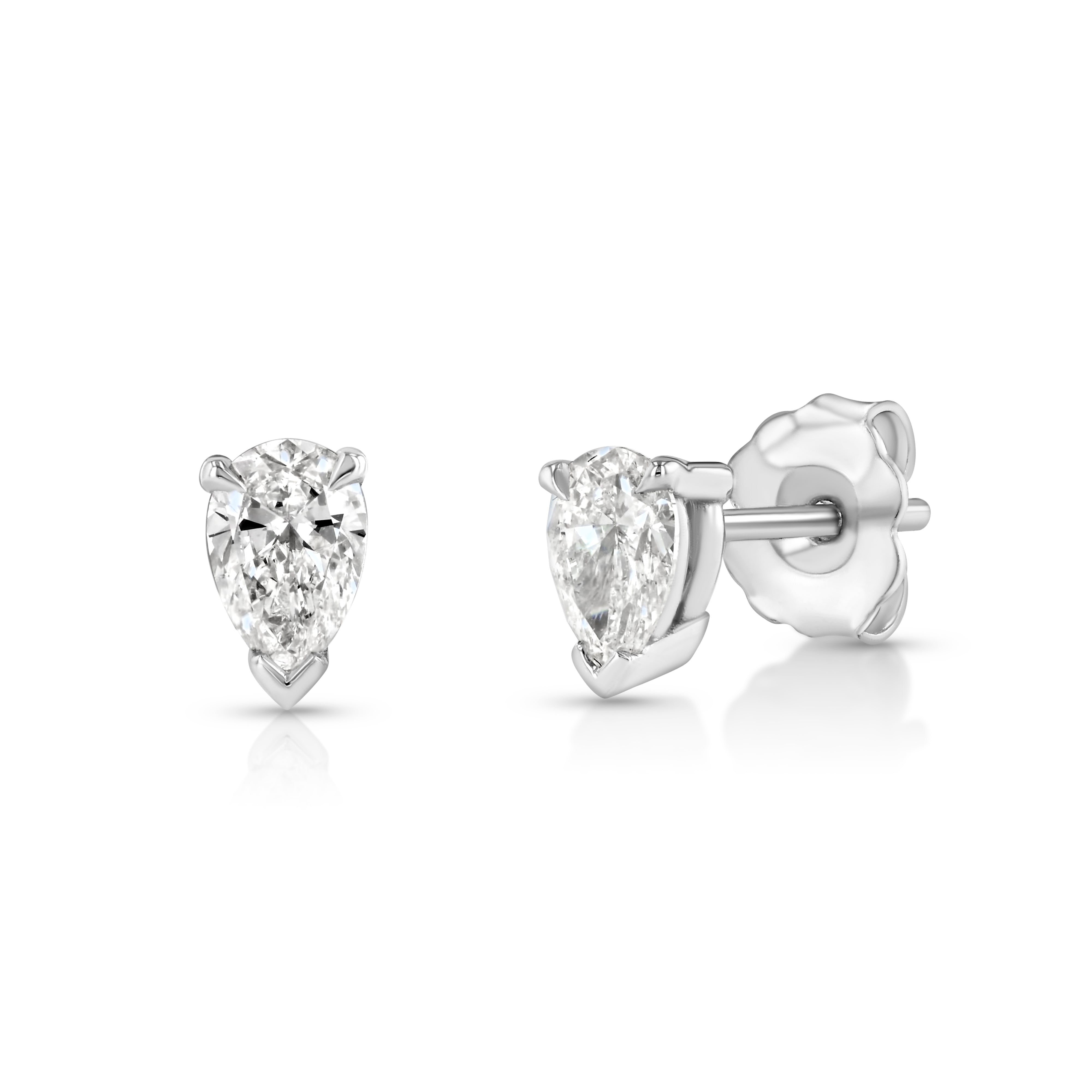 Sold at Auction: Pair of 14 kt gold diamond-earrings