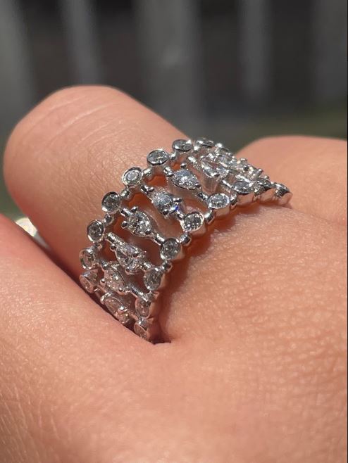 0.90ct Round & Pear Cut Diamonds Unique 18K Gold Ring - Sabrina A Jewelry