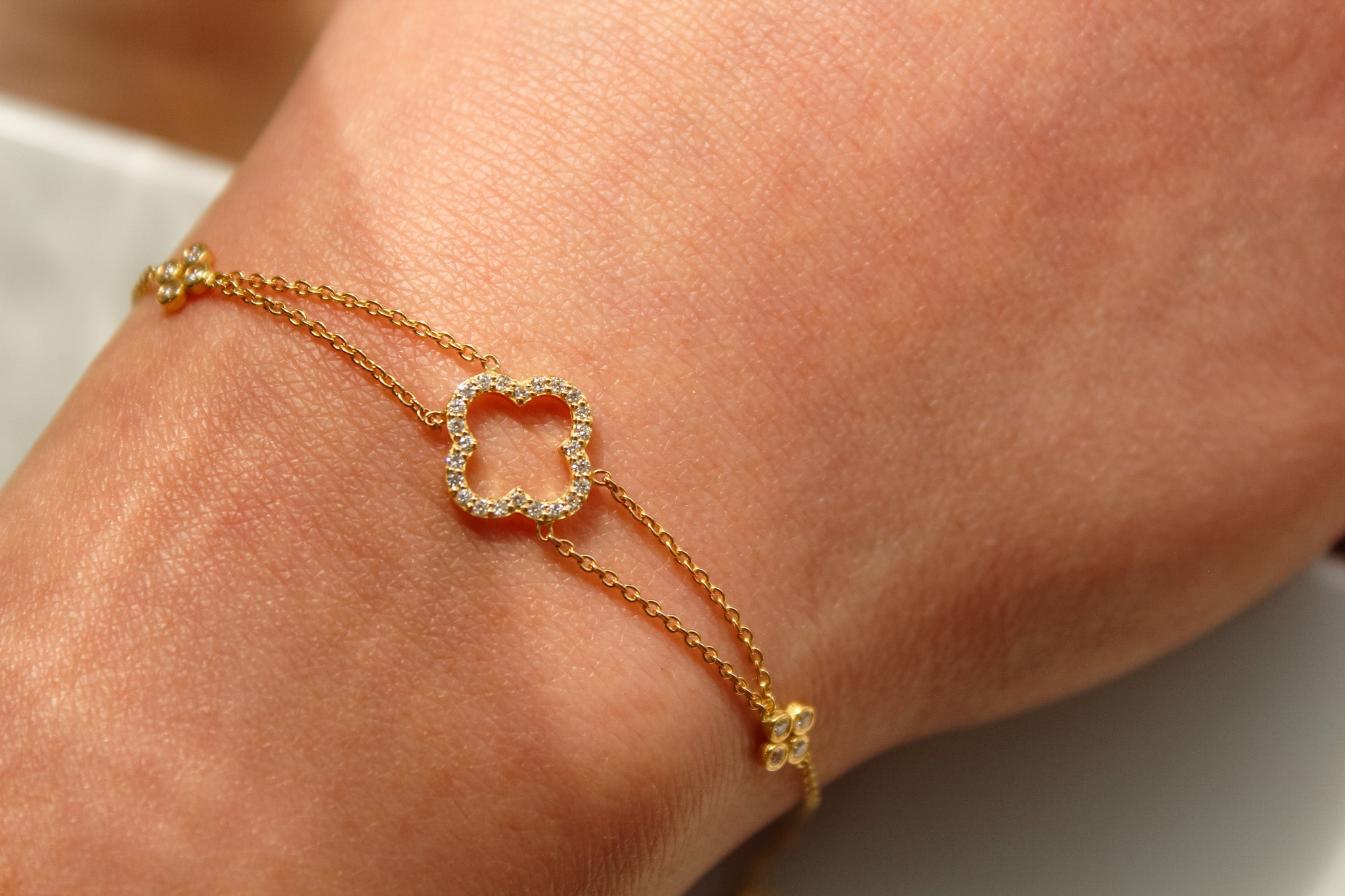 Perfect 4-Leaf Clover Round Diamond 18k Gold Bracelet - Sabrina A Jewelry