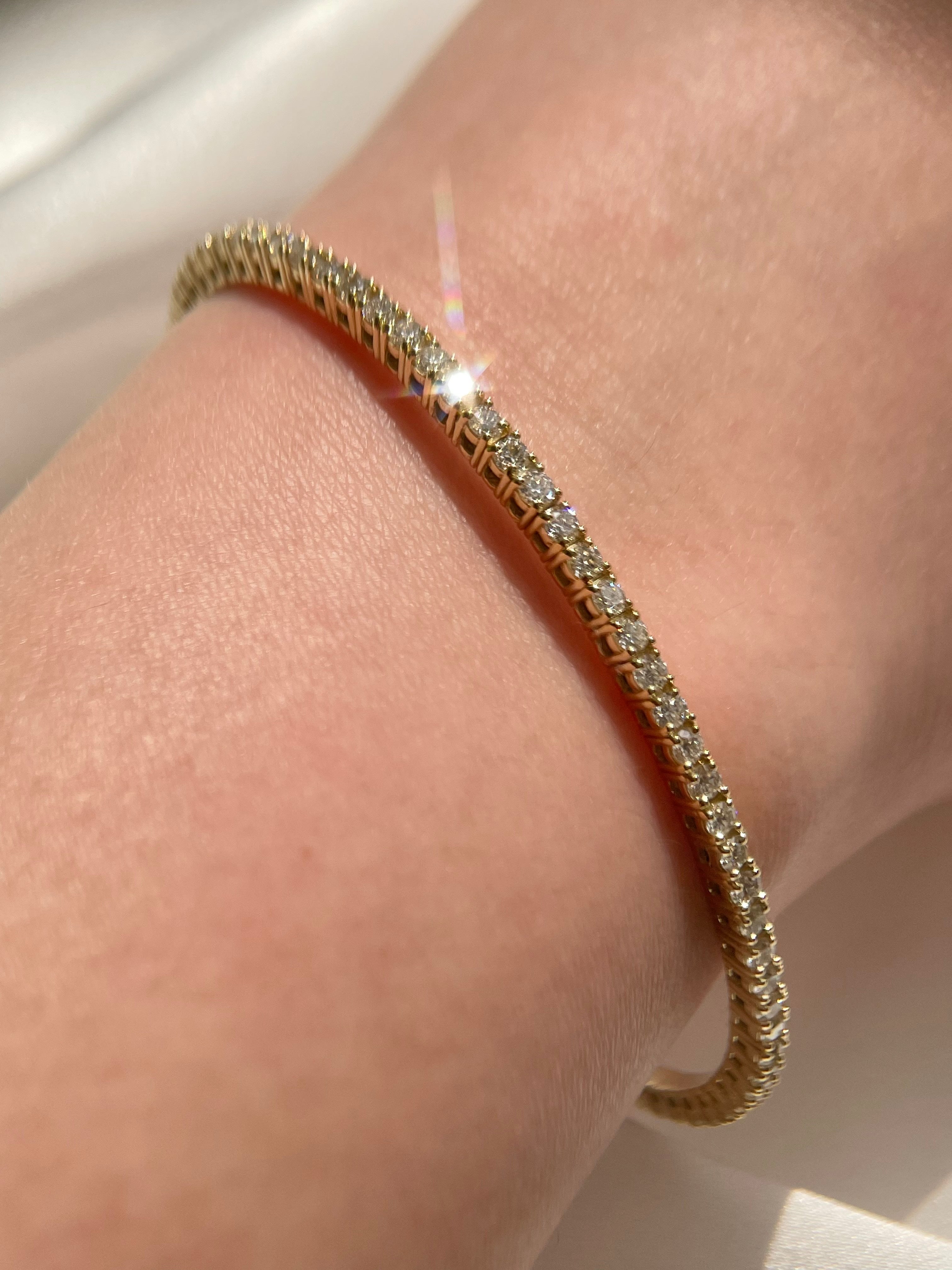 2.60ct Round Natural Diamond 18k Gold Flexible Bangle - Sabrina A Jewelry